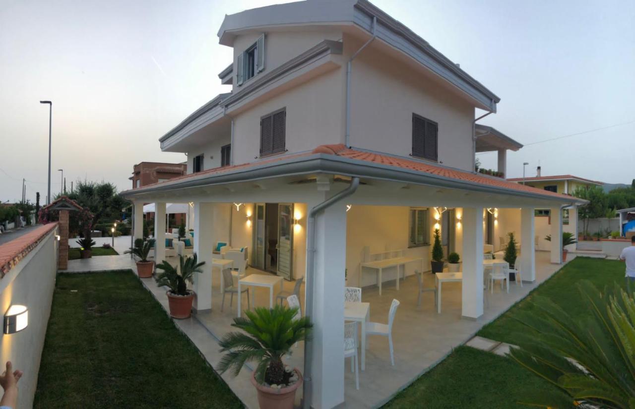 Invilla Bed&Breakfast - Quality Rooms Santa Maria di Castellabate Exterior photo