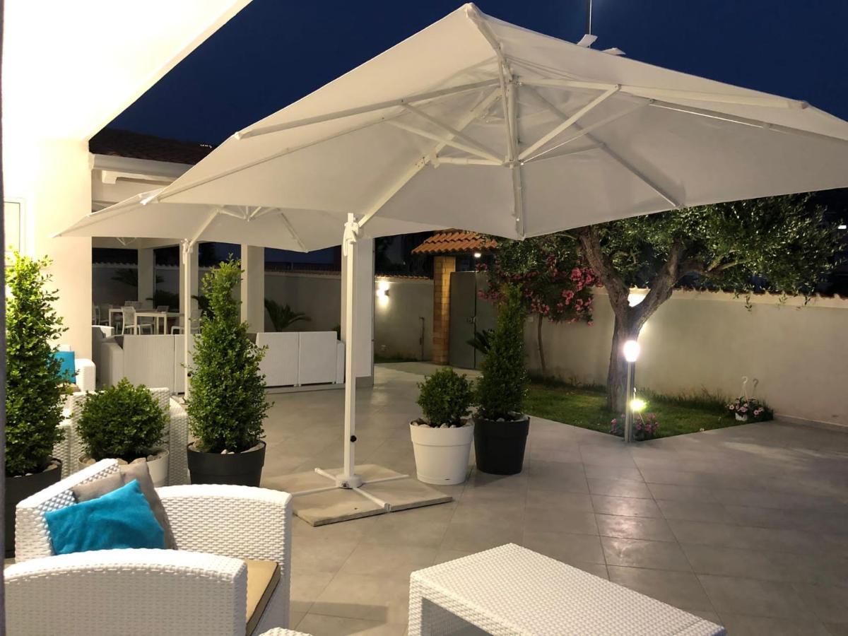 Invilla Bed&Breakfast - Quality Rooms Santa Maria di Castellabate Exterior photo