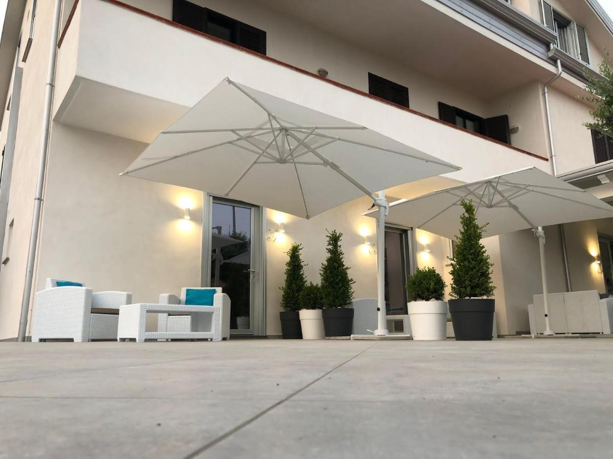 Invilla Bed&Breakfast - Quality Rooms Santa Maria di Castellabate Exterior photo