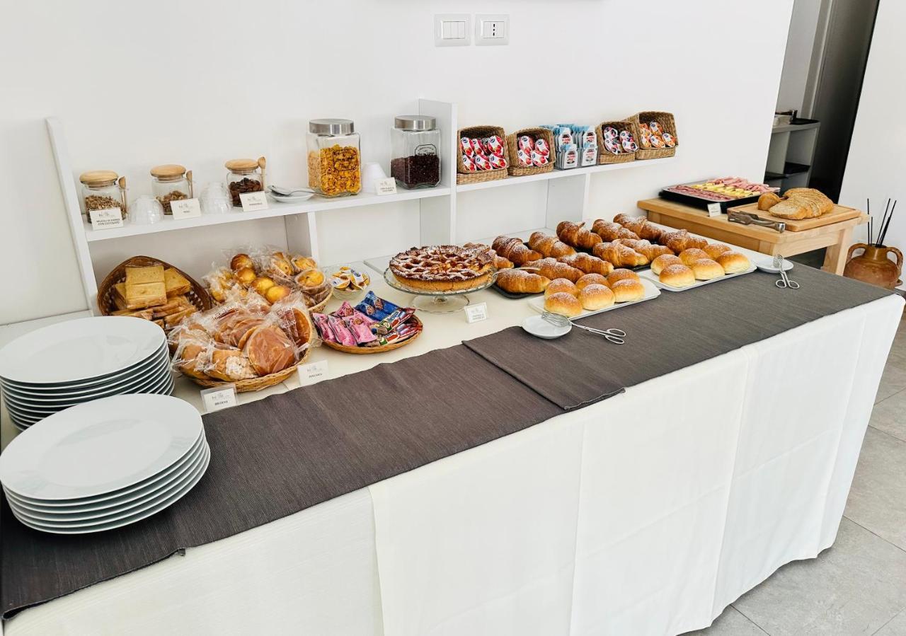 Invilla Bed&Breakfast - Quality Rooms Santa Maria di Castellabate Exterior photo